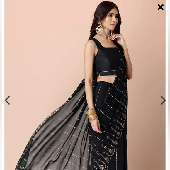 Black Square Neck Crop Top - Picture 6 of 6